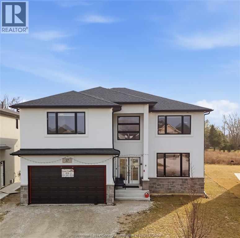Single Family — 37 Kingsbridge Drive, Amherstburg, Ontario