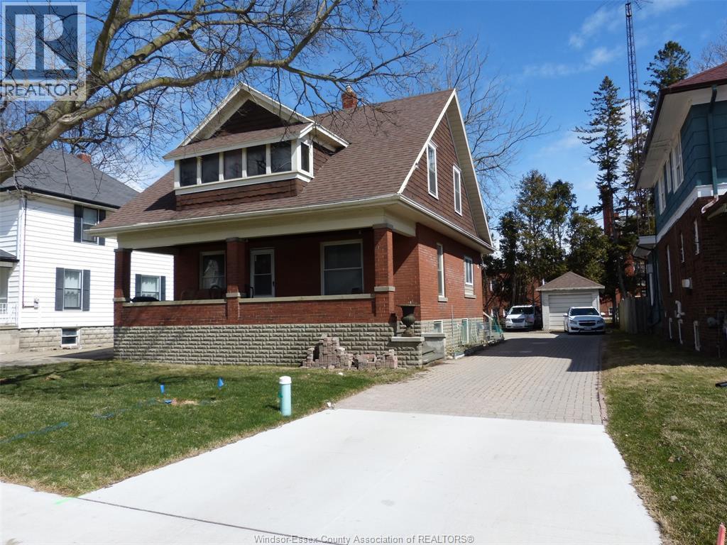 23 Queeens Avenue, Leamington — photograph 2