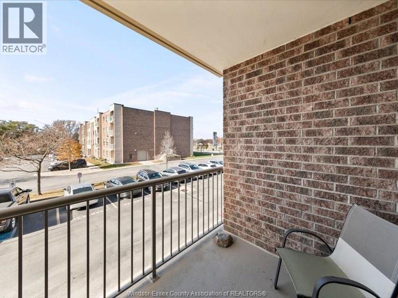 8335 Wyandotte Street #203, Windsor — photograph 3