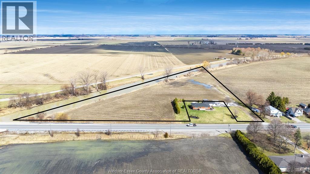 Agriculture — V/l Dufferin Avenue, Wallaceburg, Ontario