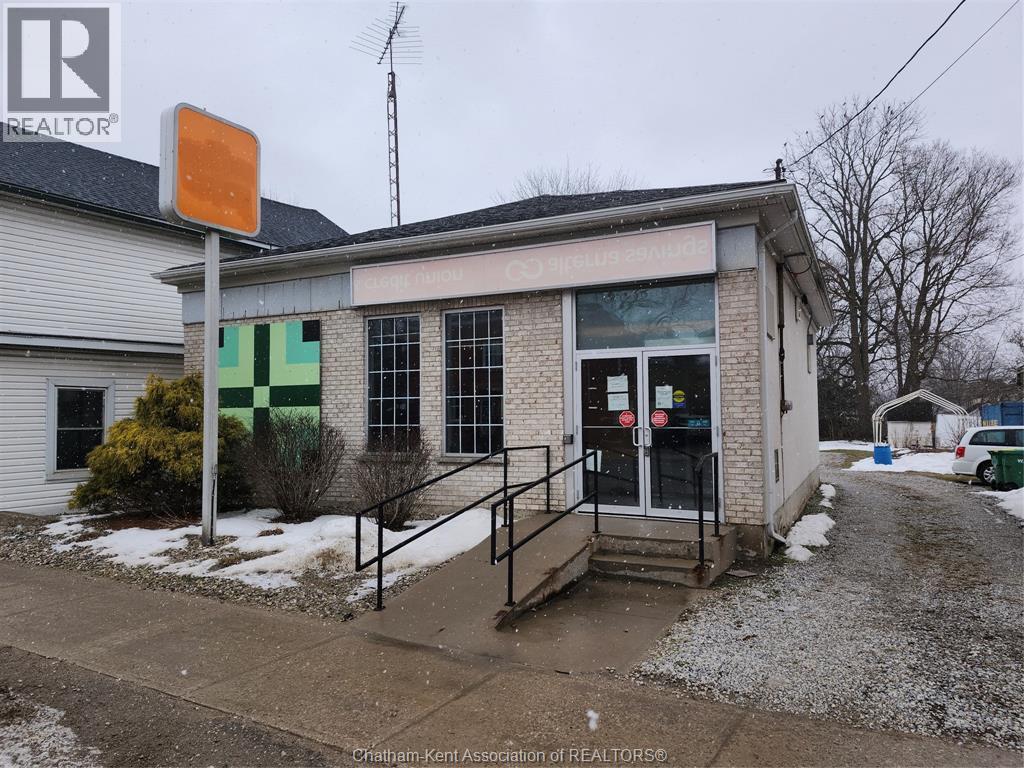 1789 Longwoods Road, Wardsville — primary photograph