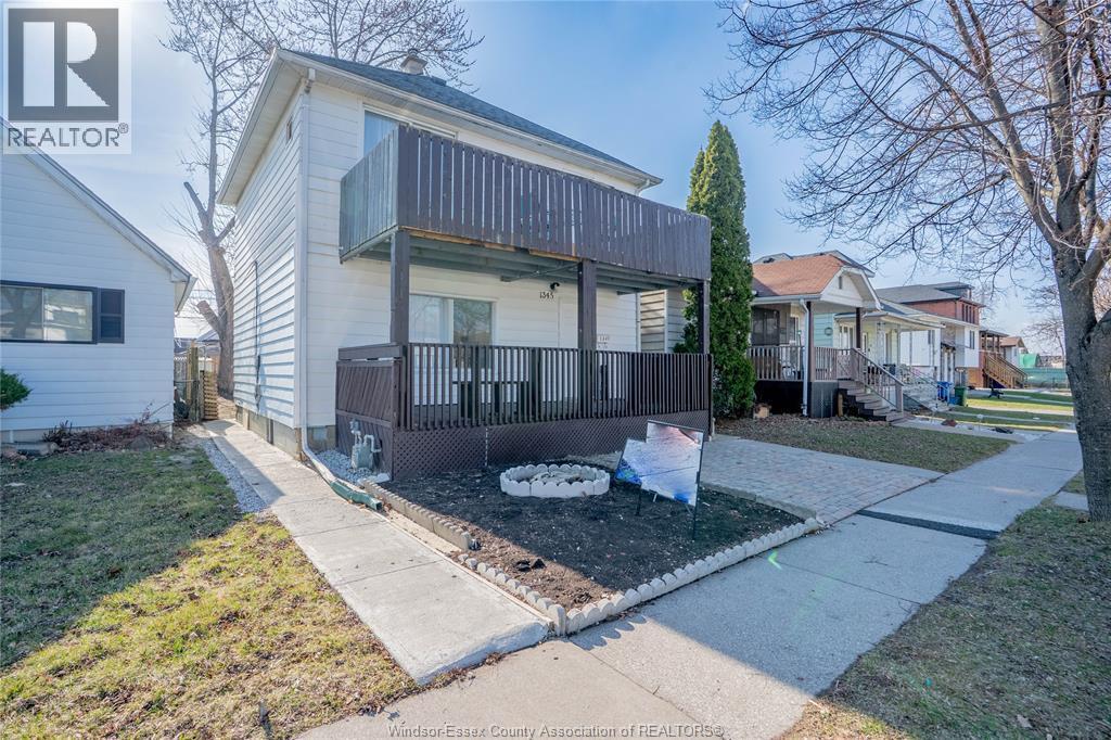 1345 Henry Ford, Windsor — photograph 3