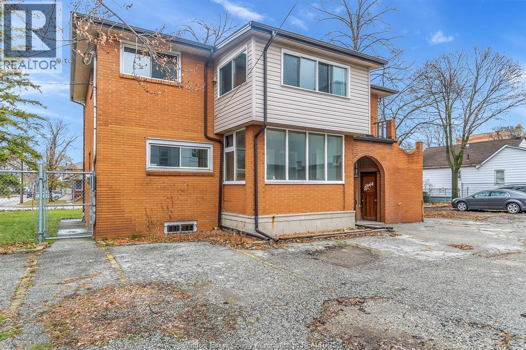509 Aylmer Avenue #MAIN, Windsor — primary photograph