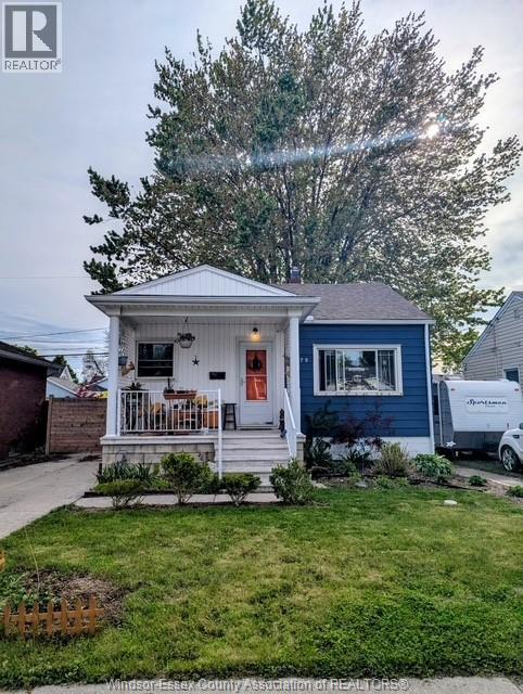 2179 Forest Avenue, Windsor — photograph 2