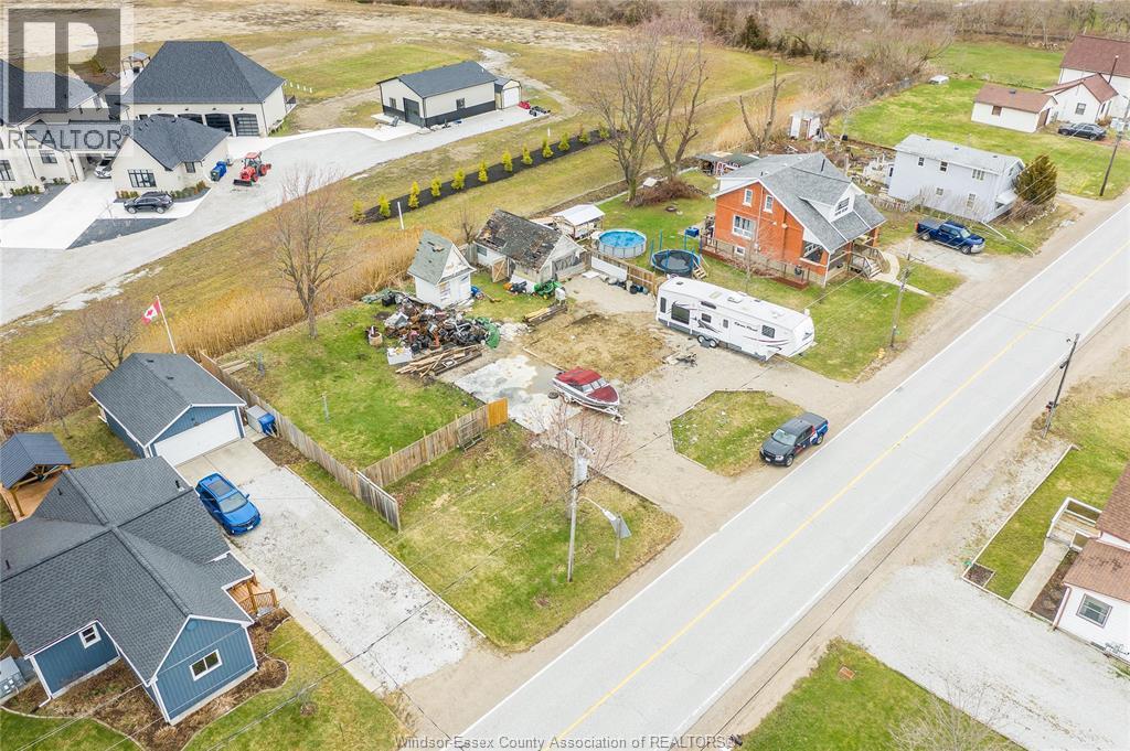 2265 County Rd 31, Lakeshore — photograph 3