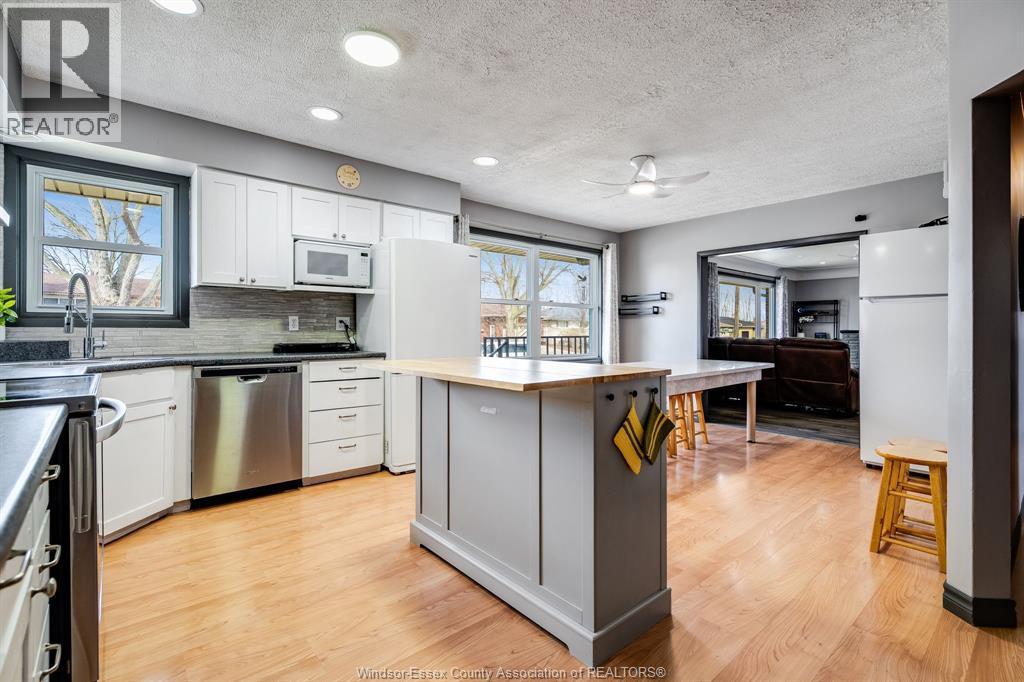 26 Johnson Avenue, Leamington — photograph 2