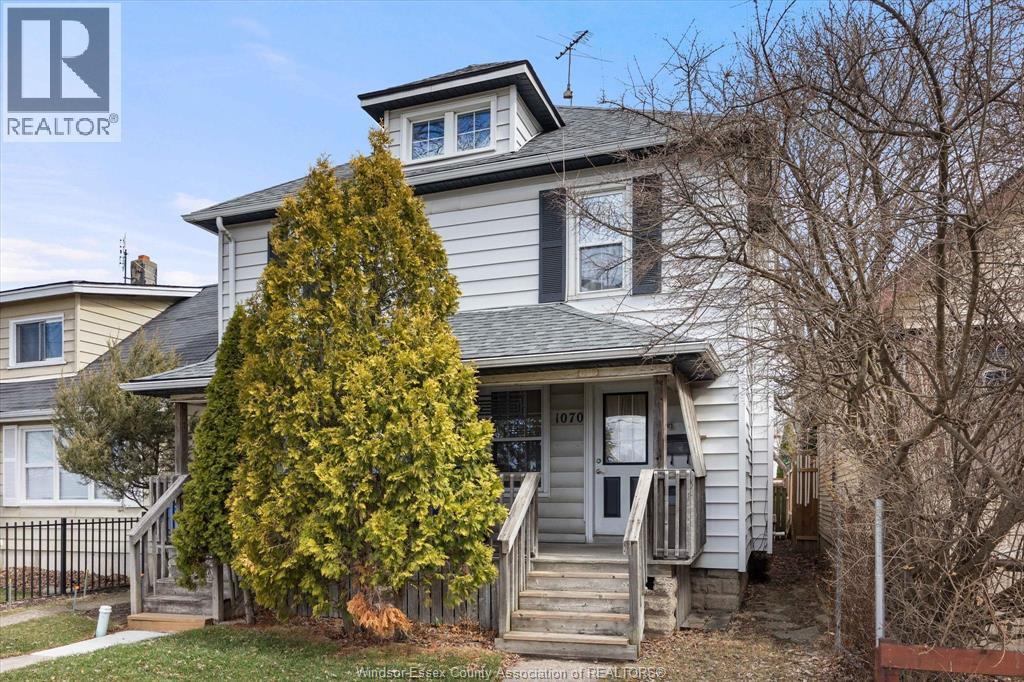 1070 St. Luke, Windsor — primary photograph