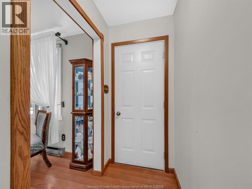 184 Harold Cull Drive, Kingsville — photograph 2