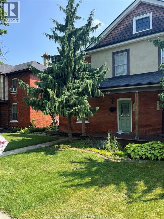 1084 Monmouth, Windsor — primary photograph