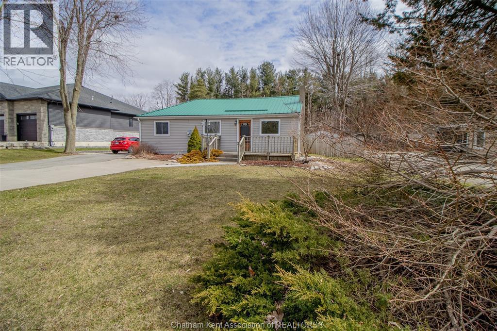 29909 West Bothwell Road, Bothwell — photograph 3