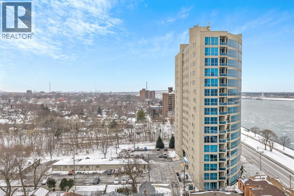 1225 Riverside Drive #703, Windsor — photograph 3