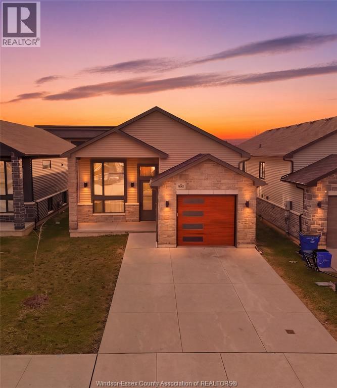 Single Family — 106 Ironwood Trail, Chatham, Ontario
