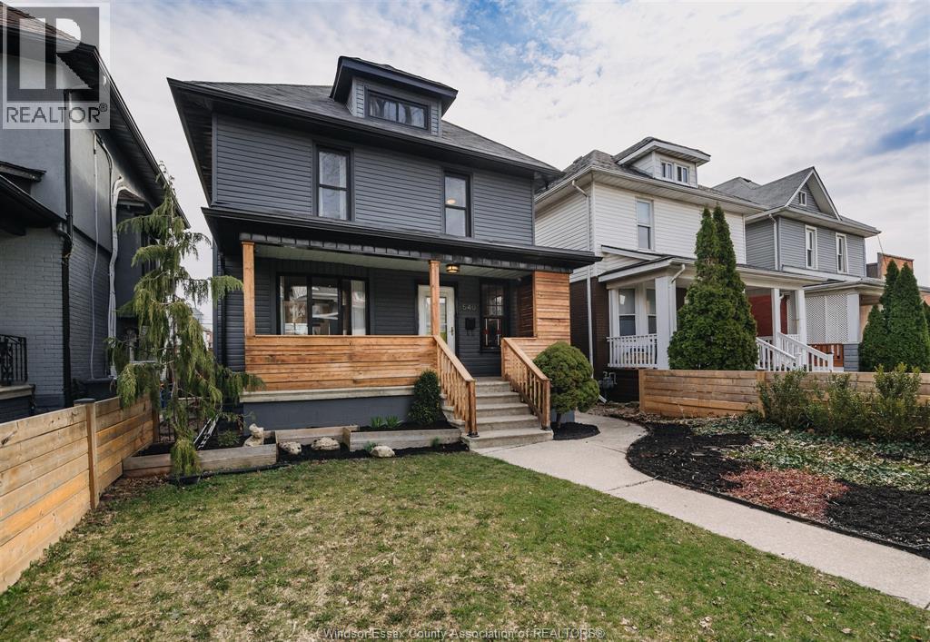 540 Moy Avenue, Windsor — primary photograph