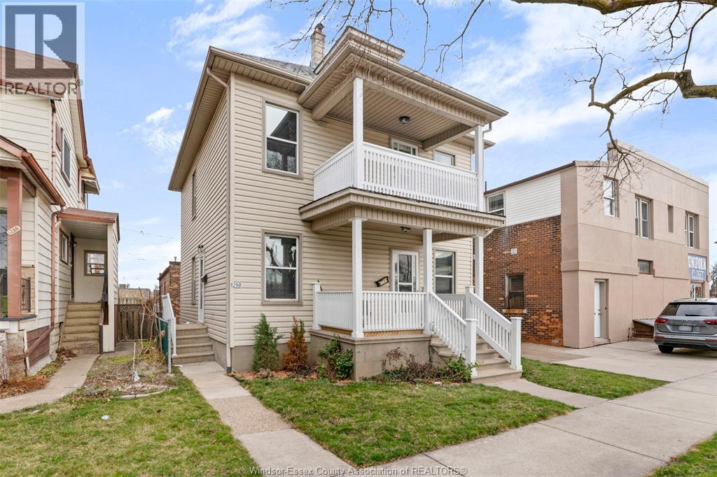 1290 Chilver, Windsor — primary photograph
