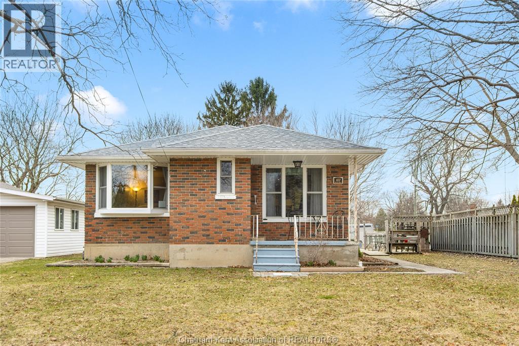 Single Family — 107 Sussex Street, Chatham, Ontario