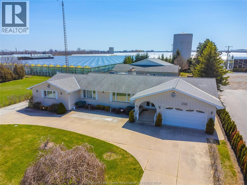 Single Family — 408 Mersea Rd 3, Leamington, Ontario