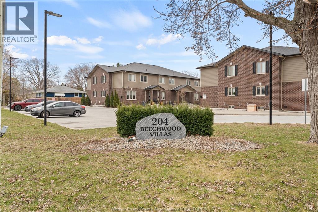 Single Family — 204 Beechwood, Lakeshore, Ontario