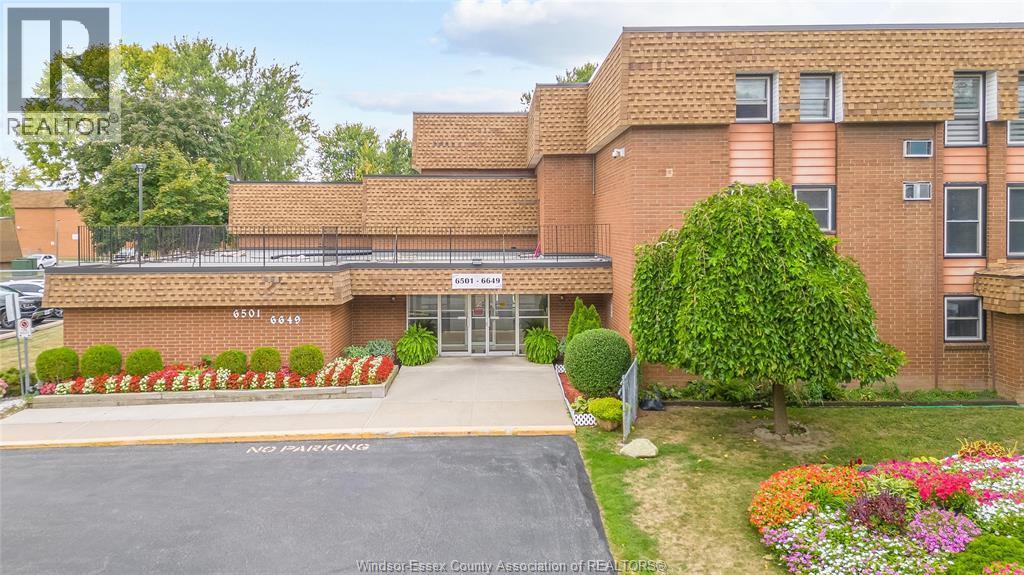 6583 Thornberry #361, Windsor — primary photograph