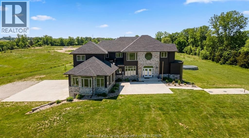 Single Family — 856 Talbot, Lakeshore, Ontario