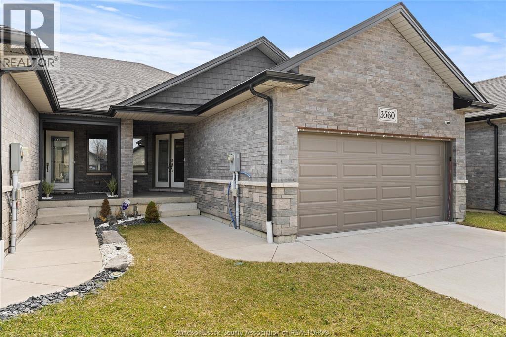3560 Hallee Crescent, Windsor — photograph 2