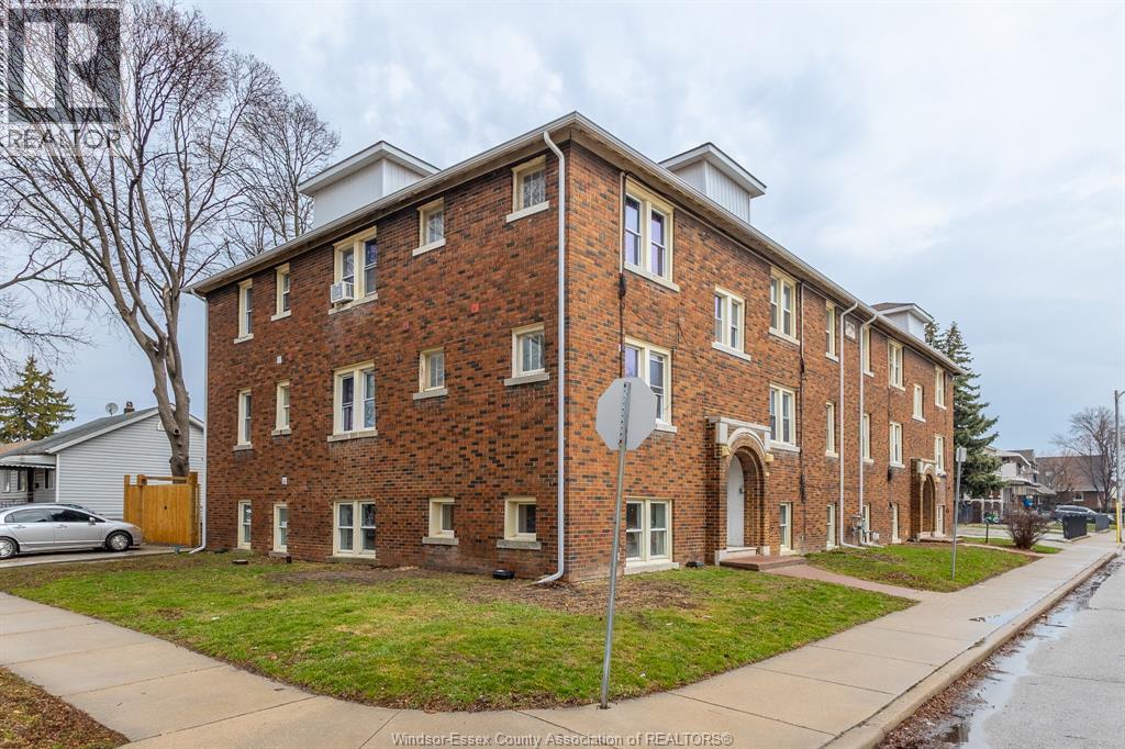 706 Elliott End #5A, Windsor — primary photograph