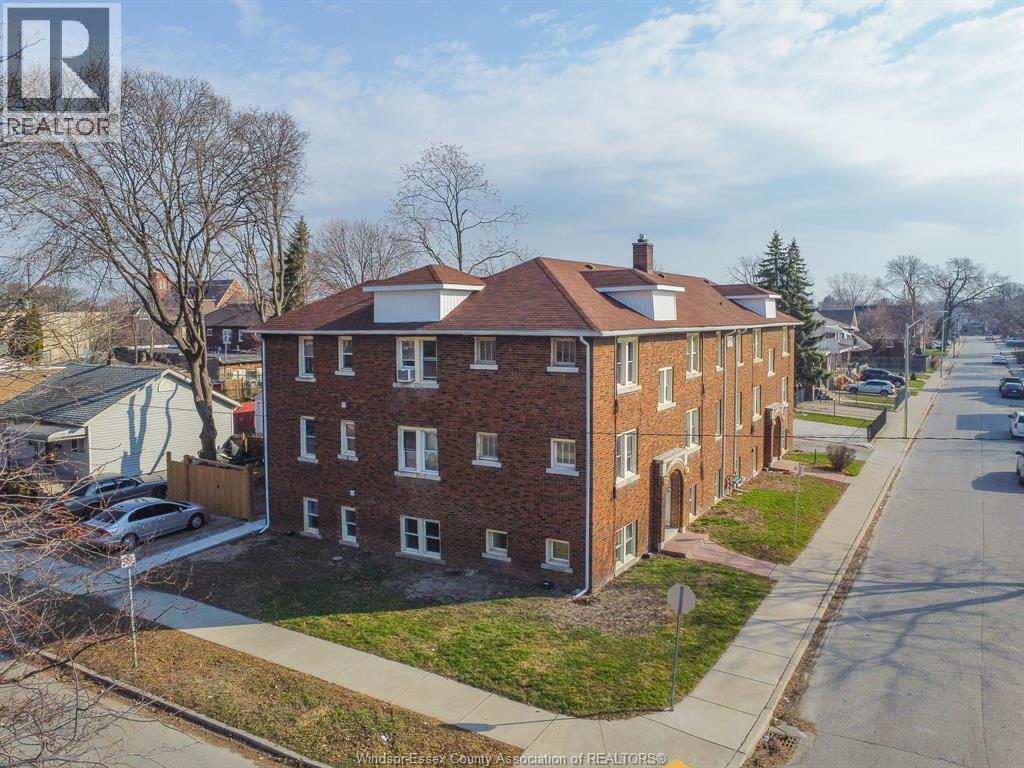 706 Elliott End #5A, Windsor — photograph 2