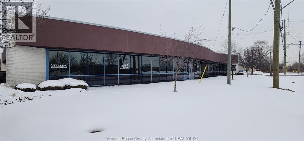 4600 Rhodes Drive #4, Windsor — photograph 2