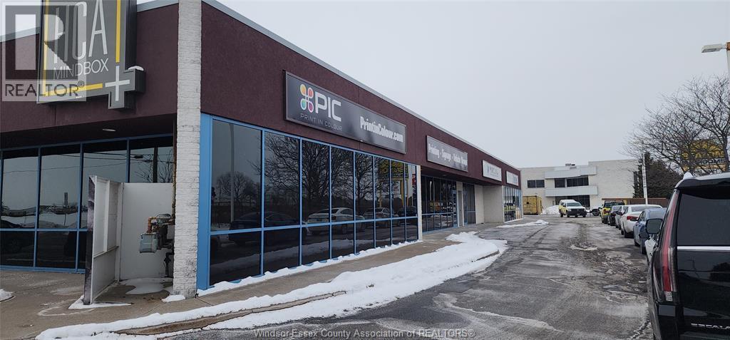 4600 Rhodes Drive #4, Windsor — photograph 3