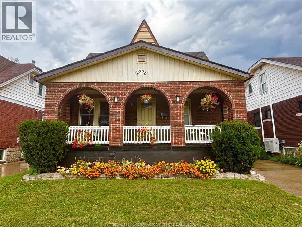2322 Byng, Windsor — primary photograph