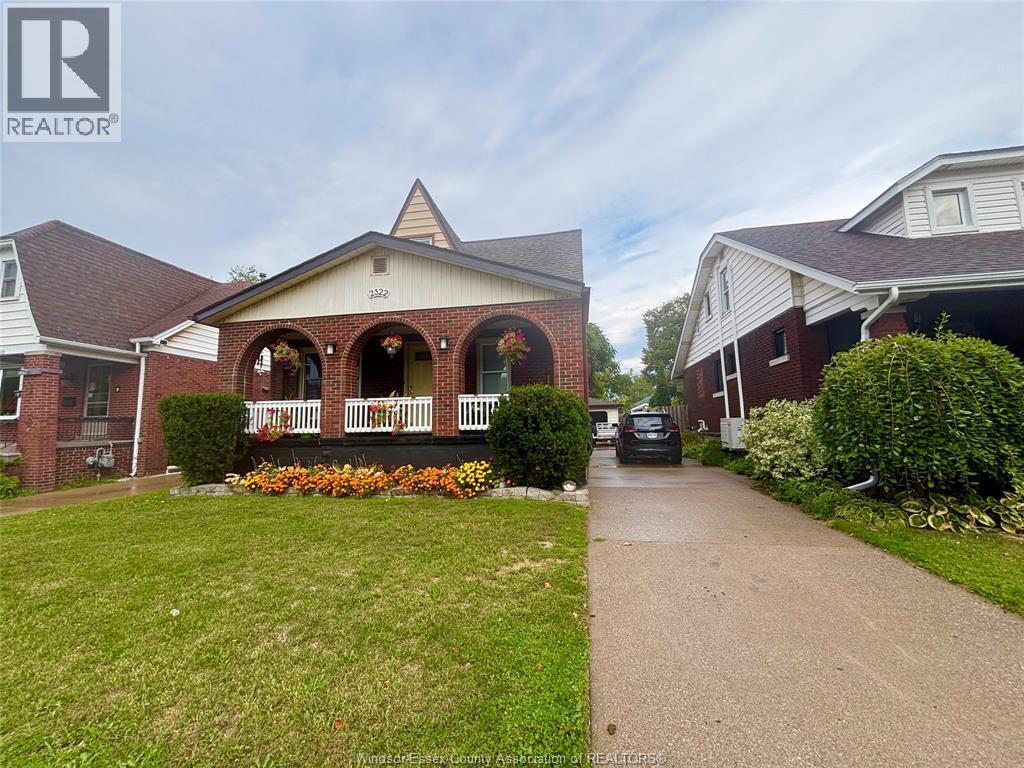 2322 Byng, Windsor — photograph 2