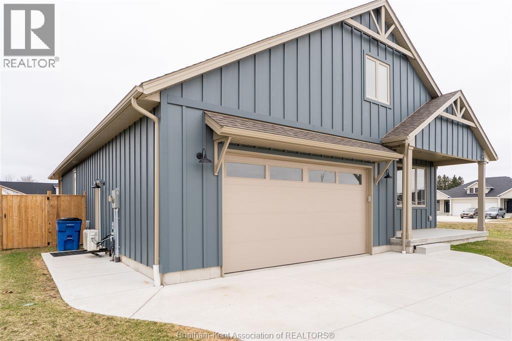 9 Henson Street, Dresden — photograph 2