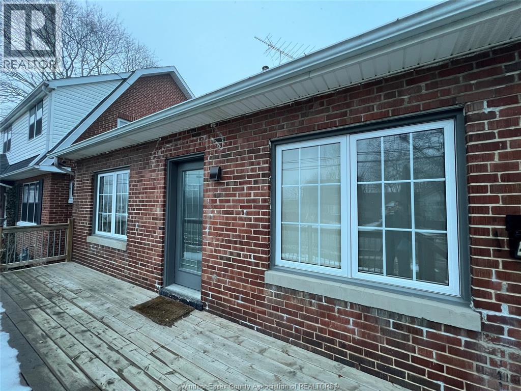 41 Alexandra, Chatham — photograph 2