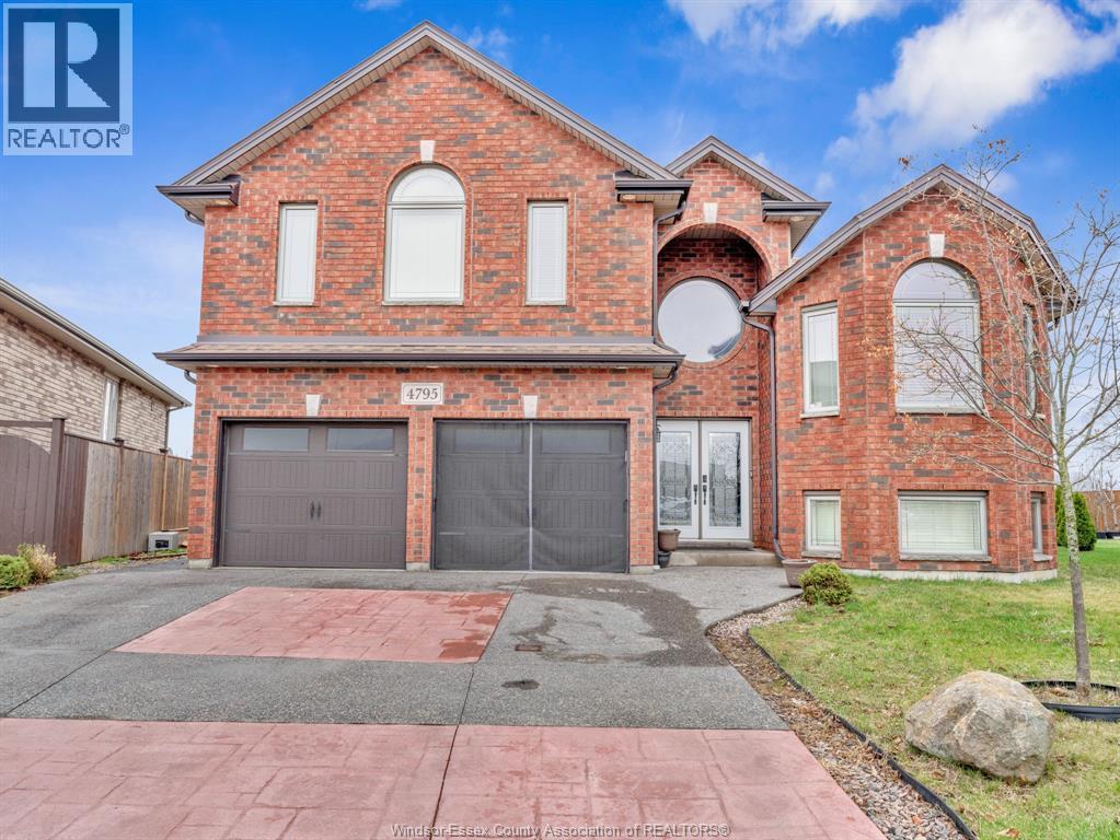 4795 Periwinkle Crescent, Windsor — primary photograph