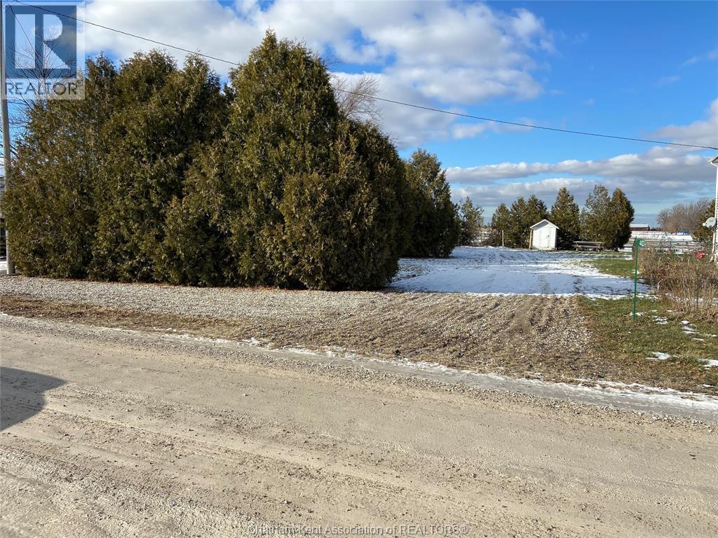 4433 Glenwood Line, Port Alma — primary photograph