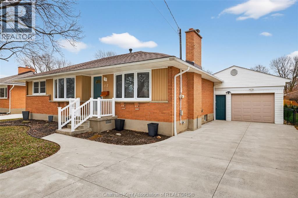 12 Jupiter Avenue, Chatham — photograph 2