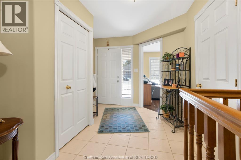 23 Wilhelmina Way, Chatham — photograph 3