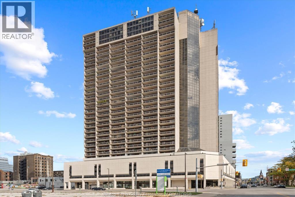 150 Park Street #1016, Windsor — primary photograph