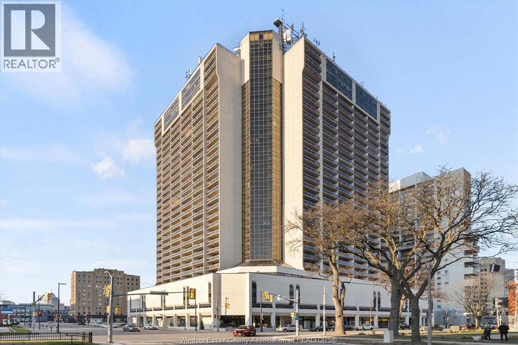 150 Park Street #1016, Windsor — photograph 2