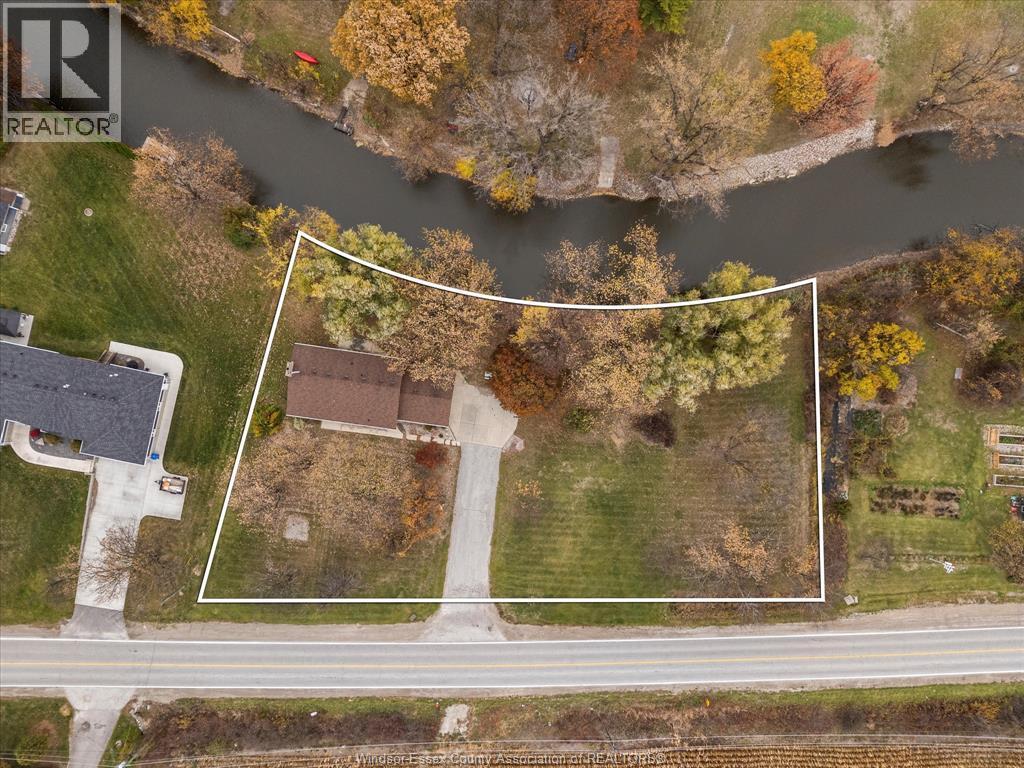 224 West Pike Creek, Lakeshore — photograph 2