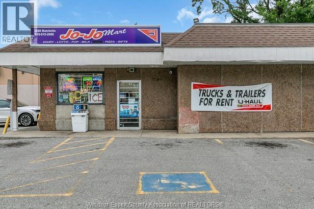 3688 Matchett Road, Windsor — photograph 2