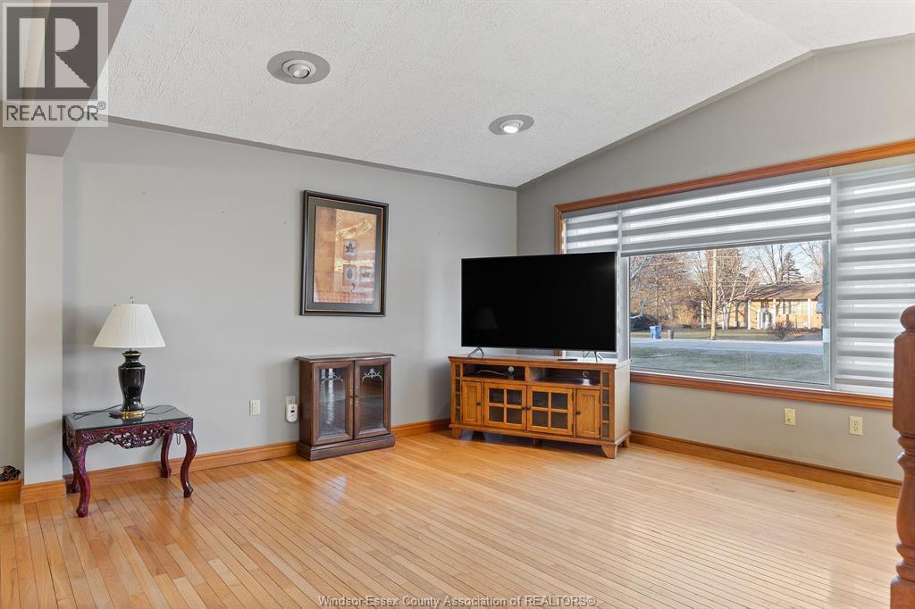 1116 Reaume, LaSalle — photograph 3