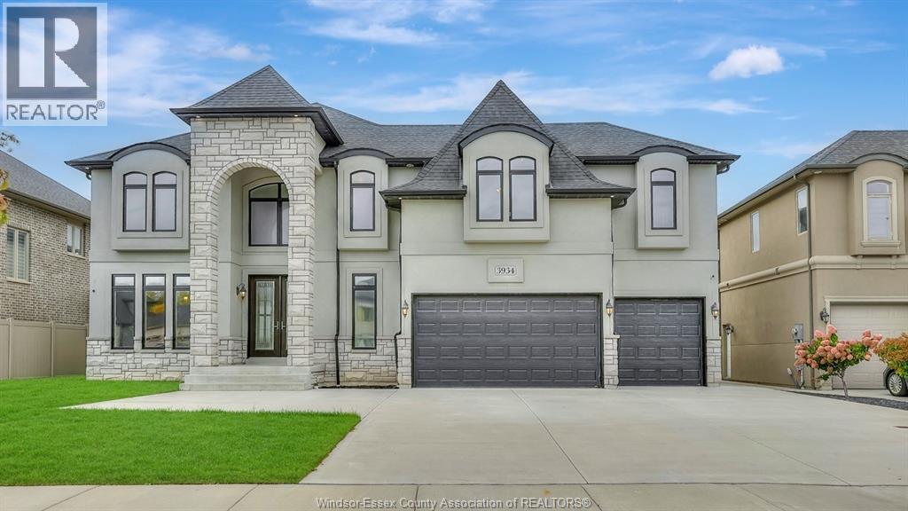 Single Family — 3934 Lasalle Woods Boulevard, LaSalle, Ontario