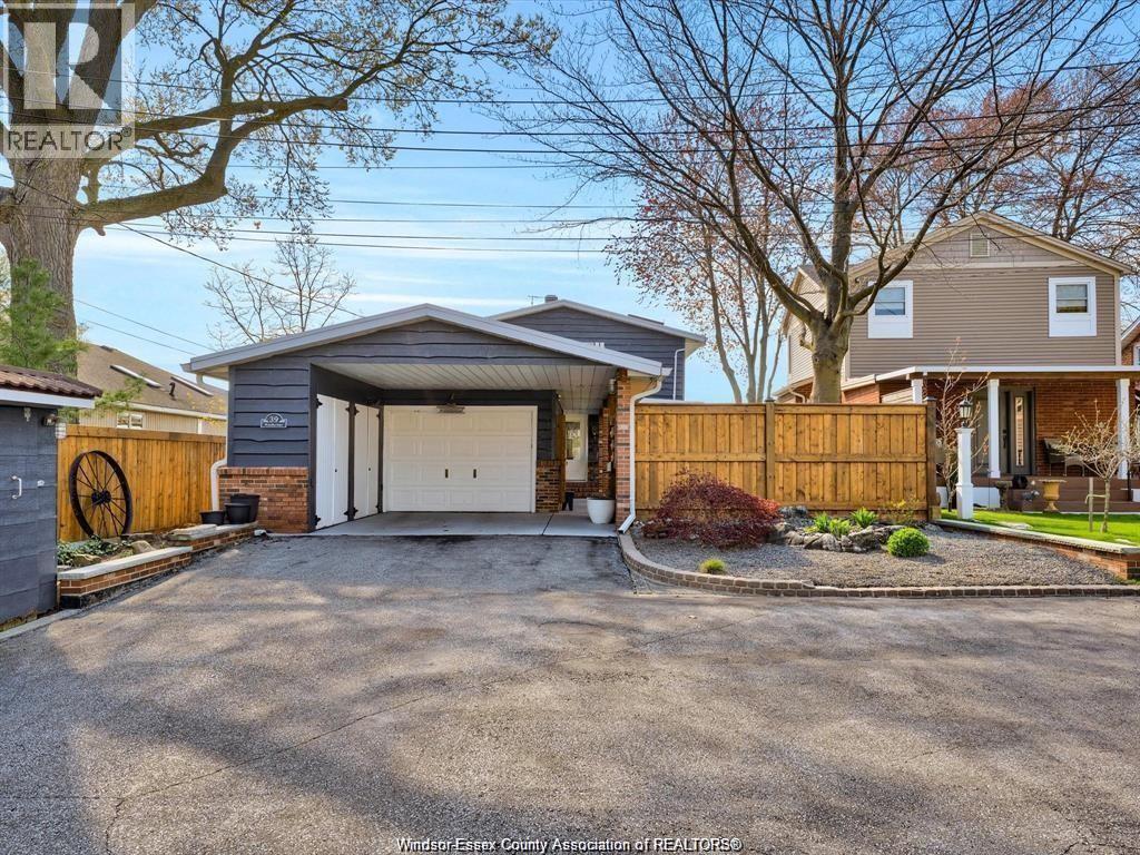 39 Woodbridge Drive, Amherstburg — photograph 3