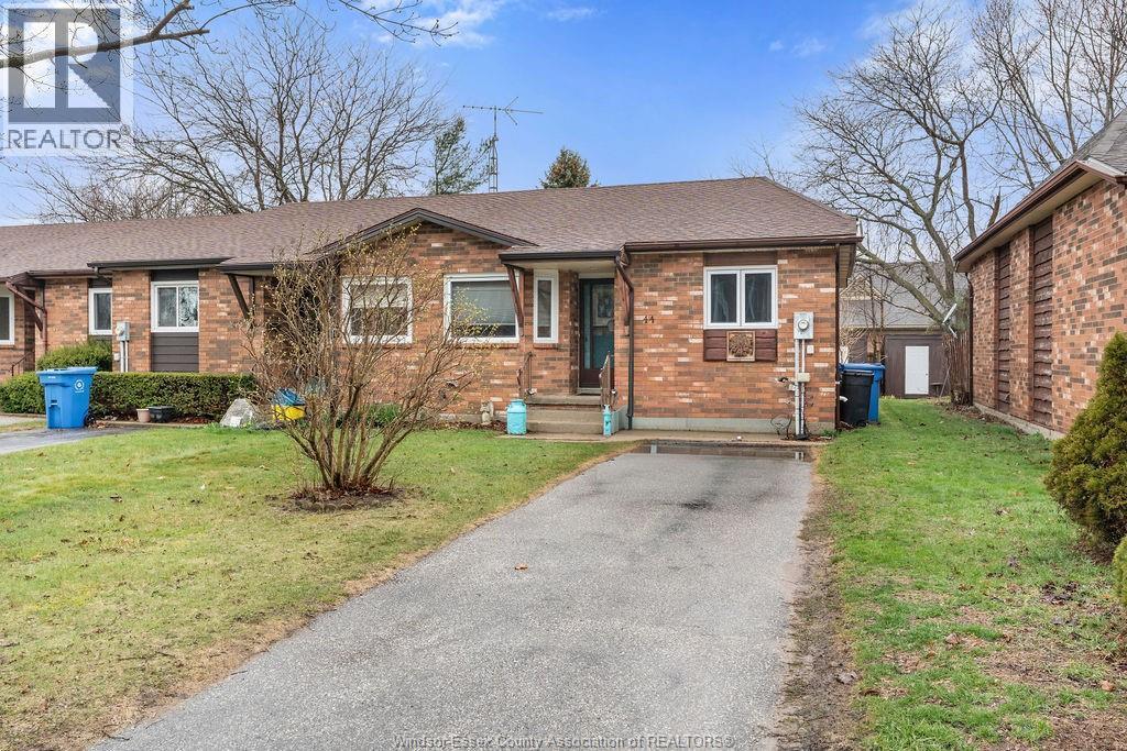 Single Family — 44 Remark Drive, Kingsville, Ontario