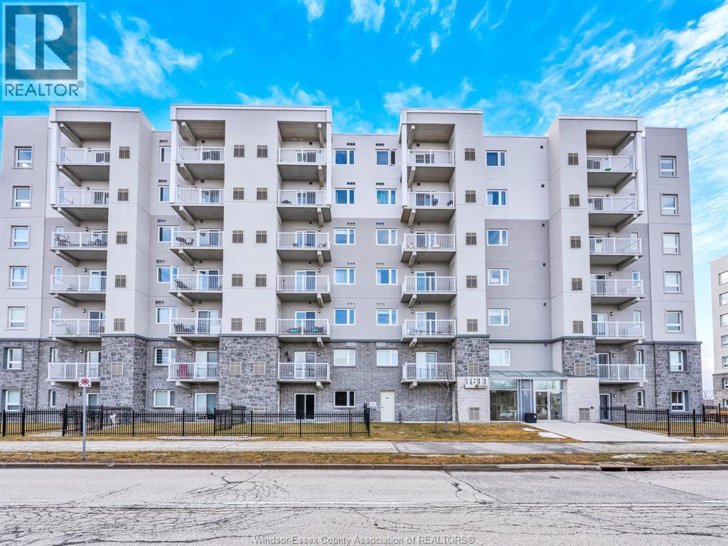 1611 Banwell #615, Windsor — primary photograph