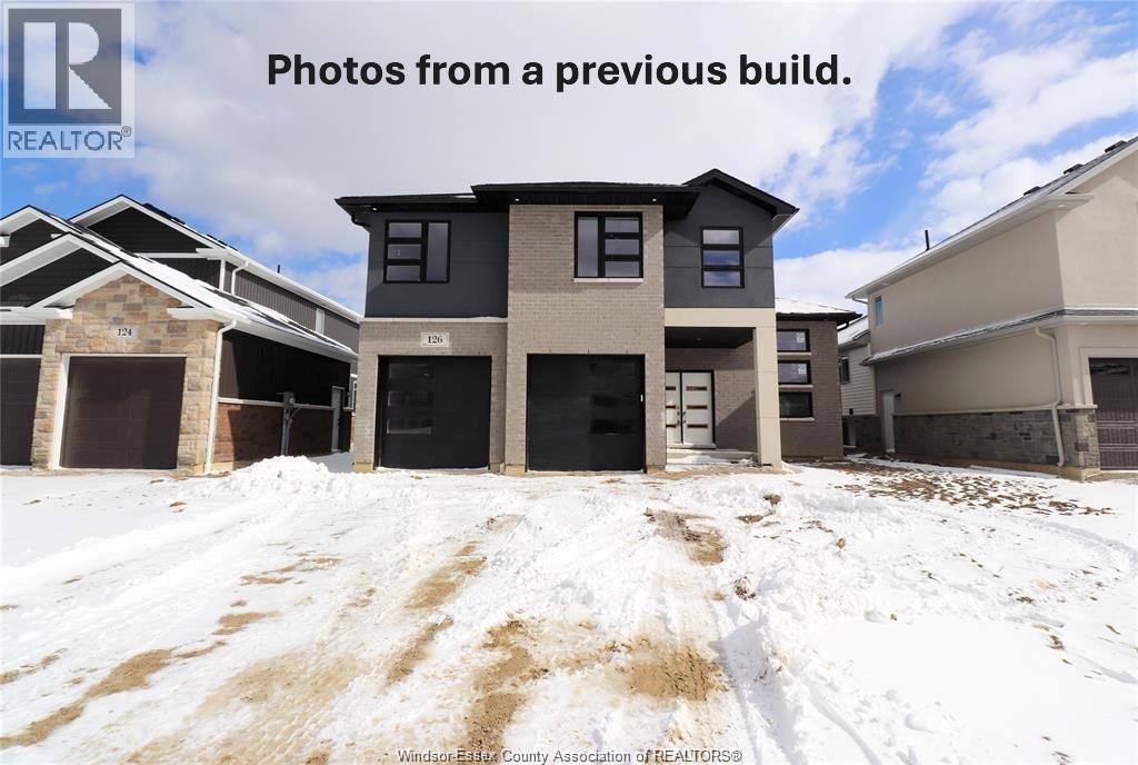 Single Family — 83 Bloomington, Chatham, Ontario