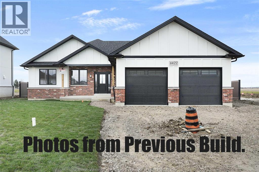 Single Family — 2524 Mayfair, LaSalle, Ontario