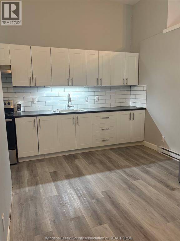 1195-97 Drouillard Road, Windsor — photograph 3