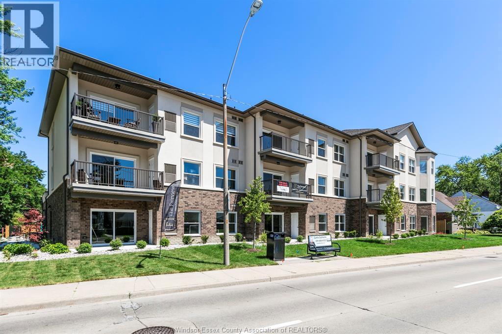 480 Fairview #205, Windsor — photograph 2