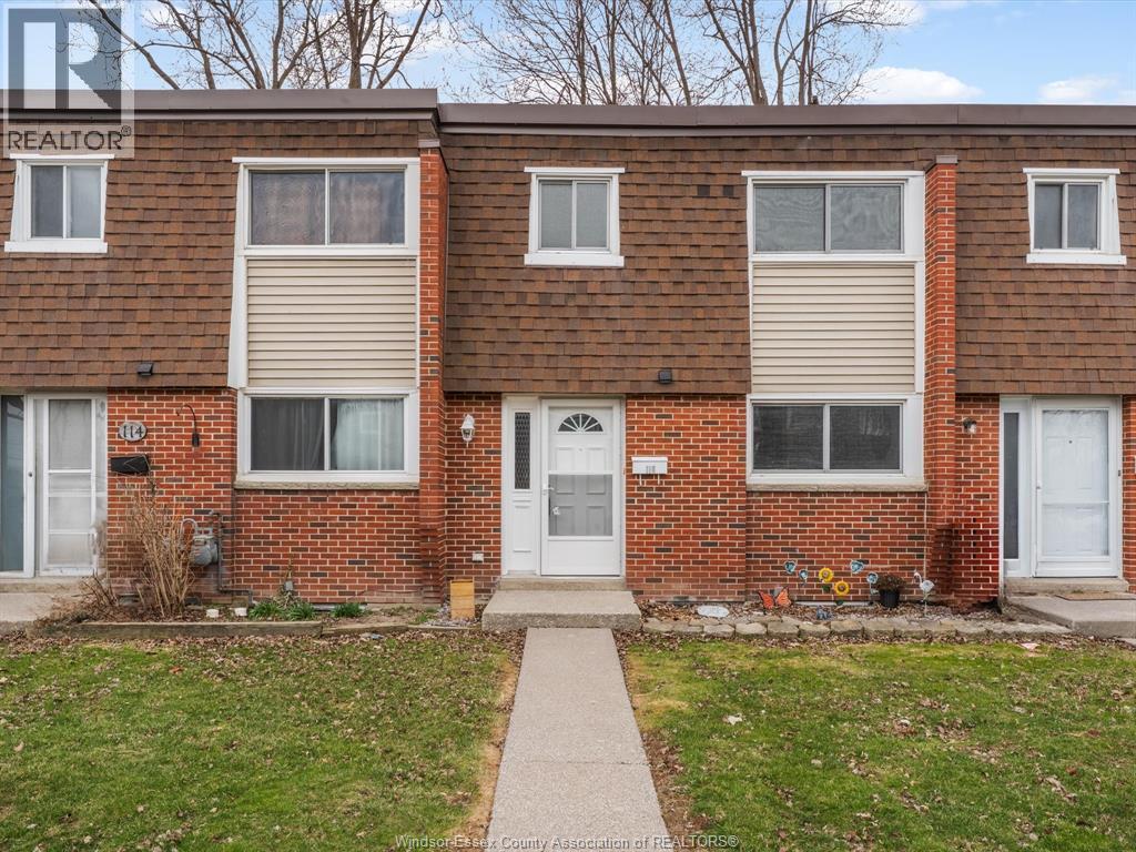 116 Cranbrook #16, Essex — photograph 2